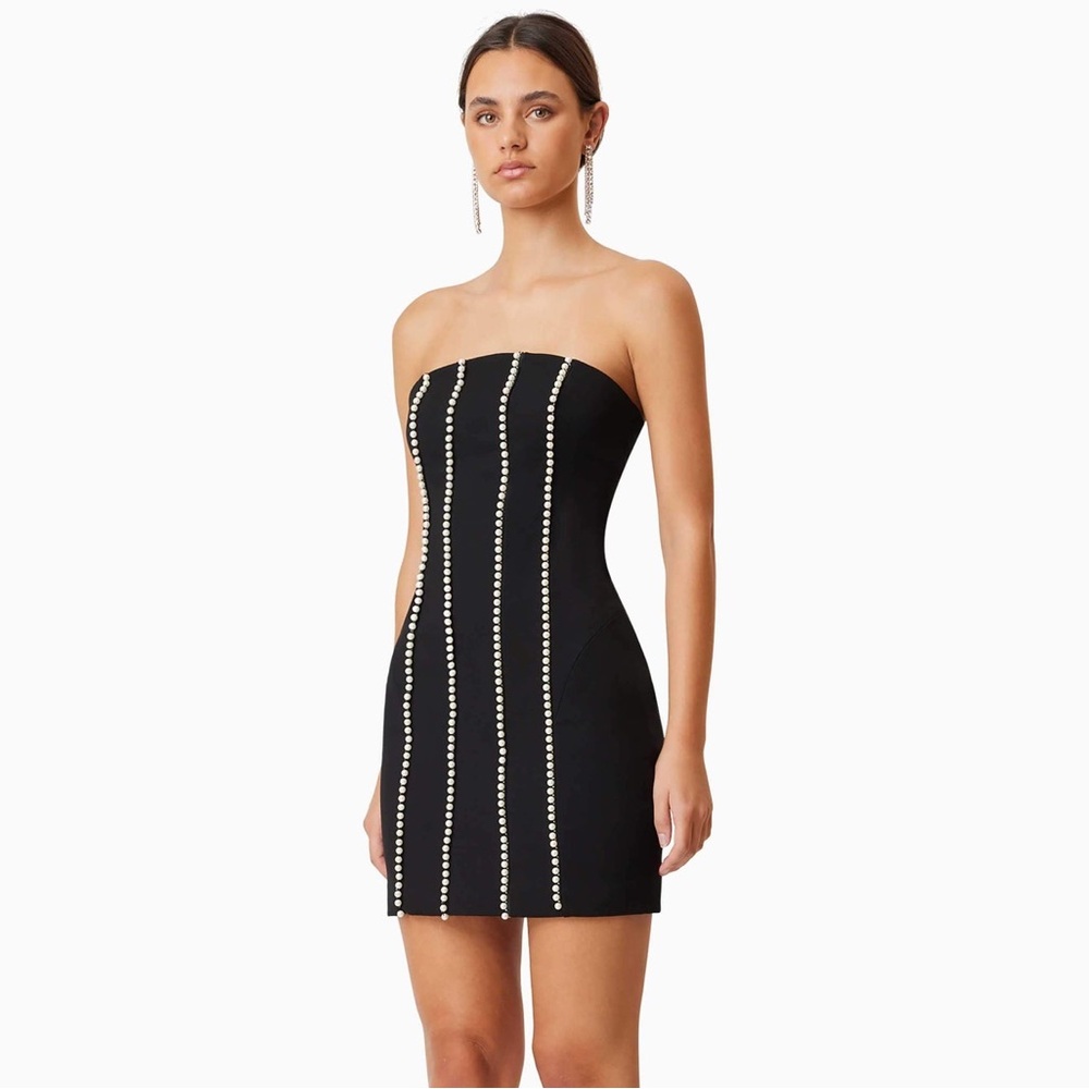 Elliatt Sonnet Mini Strapless Pearl Dress In Black